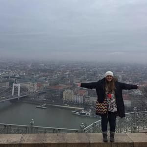 Meet your Posher, Leah